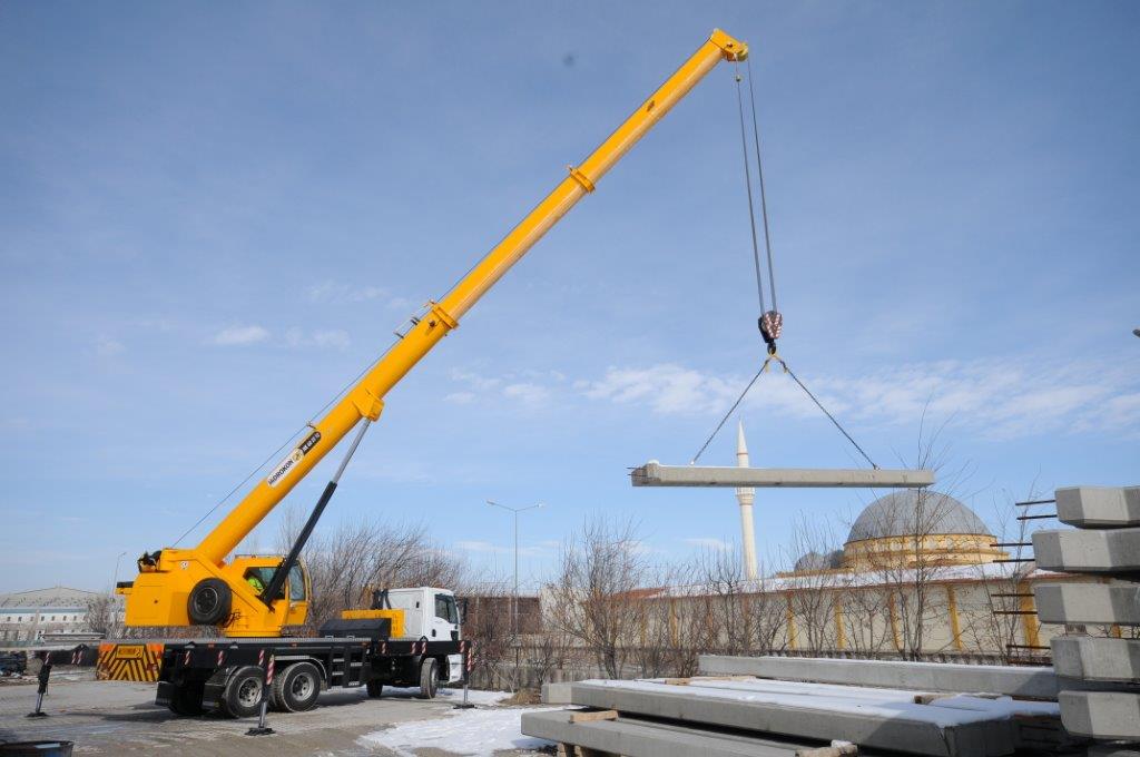 Mobile crane Hidrokon HK 60 22 T2 – 20 ton